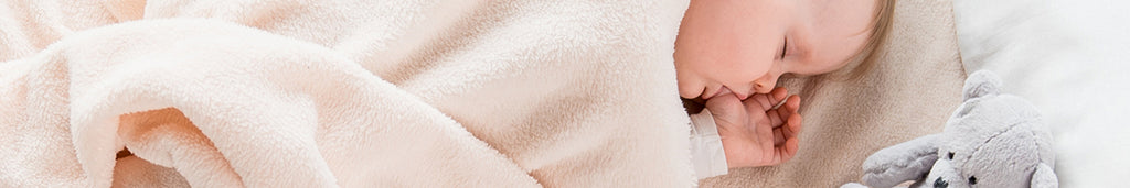 赤ちゃんを包み込むベビーウェア