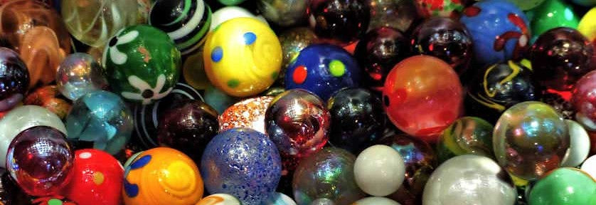 「楽しさ」と「美しさ」、そして「伝統の継承」を大切にするブランド House of Marbles